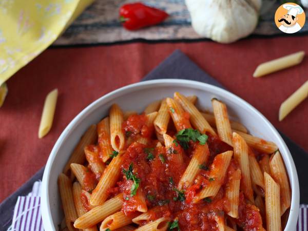 Pasta all'arrabbiata: a heart-warming italian classic! - photo 4