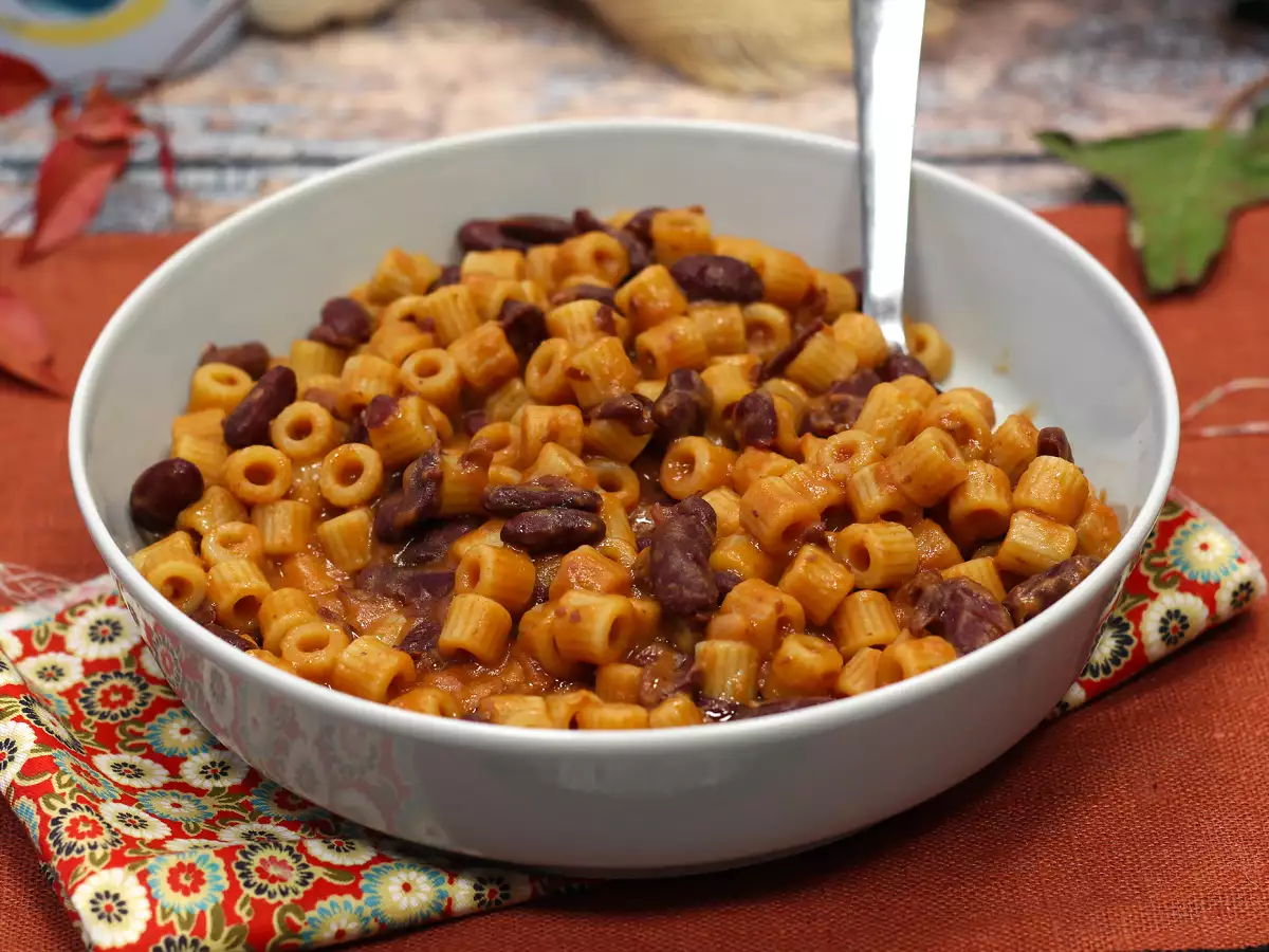 Pasta e fagioli, the quick and creamy Italian recipe that combines pasta with beans - photo 5