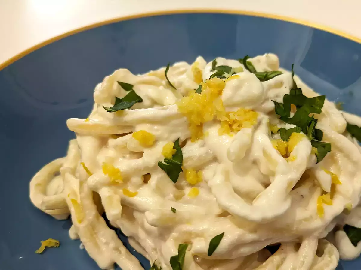 Pasta with ricotta and lemon, a tangy, gourmet recipe - photo 3
