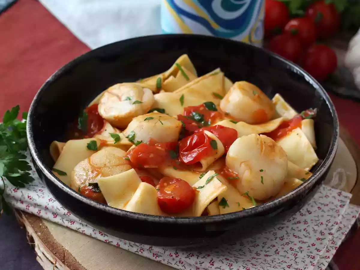 Pasta with scallops, an elegant seafood dish - photo 5