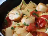 Pasta with scallops, an elegant seafood dish, photo 2