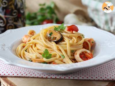 Pasta with seafood, a delicious and very quick dish - photo 4