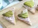 Paté and pickles toasts, photo 1
