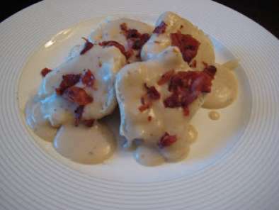 Paula Deen's Lean: Homestyle Chicken and Bacon Gravy