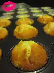 Peach and cream cheese muffin recipe