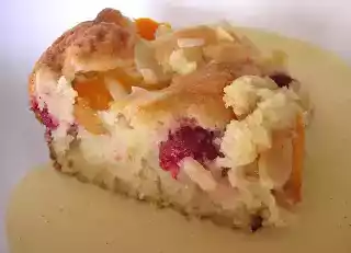 Peach and raspberry traybake recipe