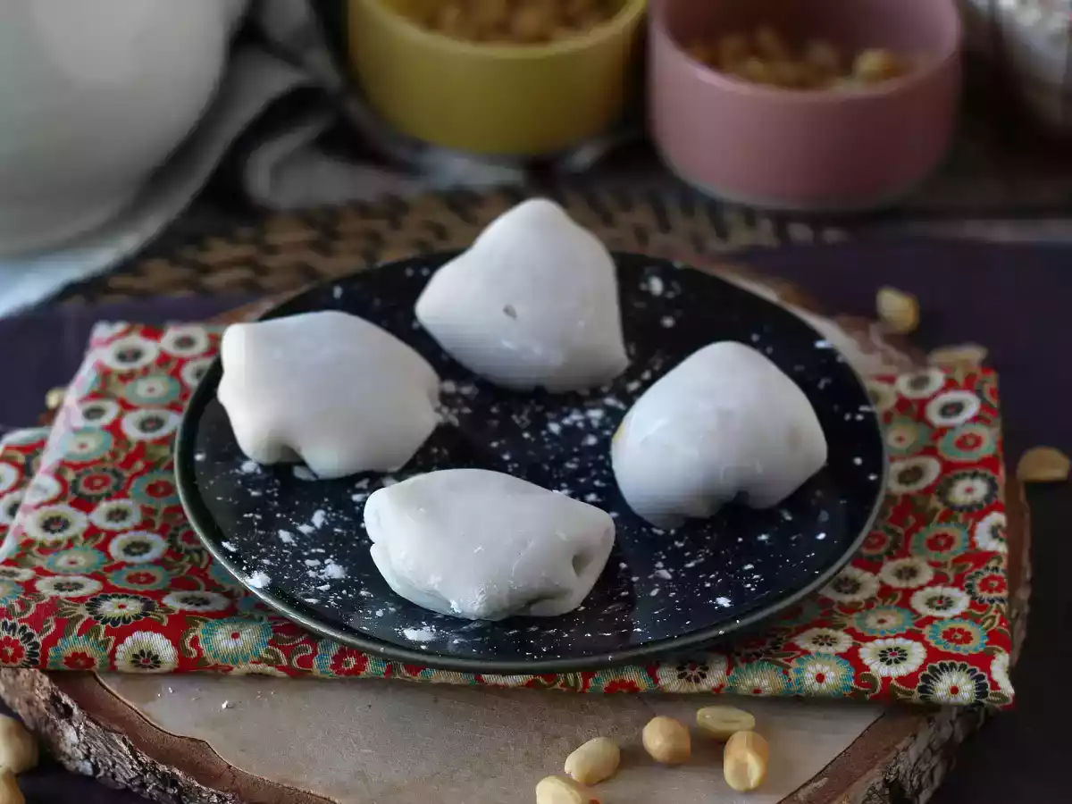 Peanut butter stuffed mochis - photo 2