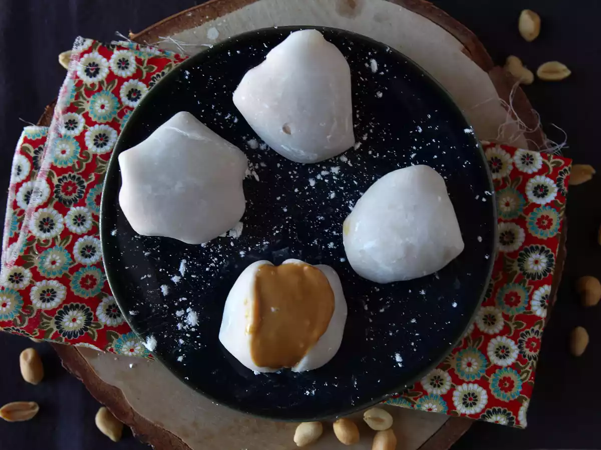 Peanut butter stuffed mochis - photo 5