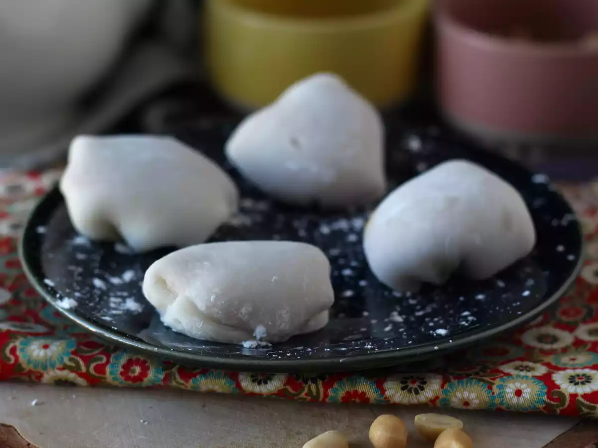 Peanut butter stuffed mochis - photo 6