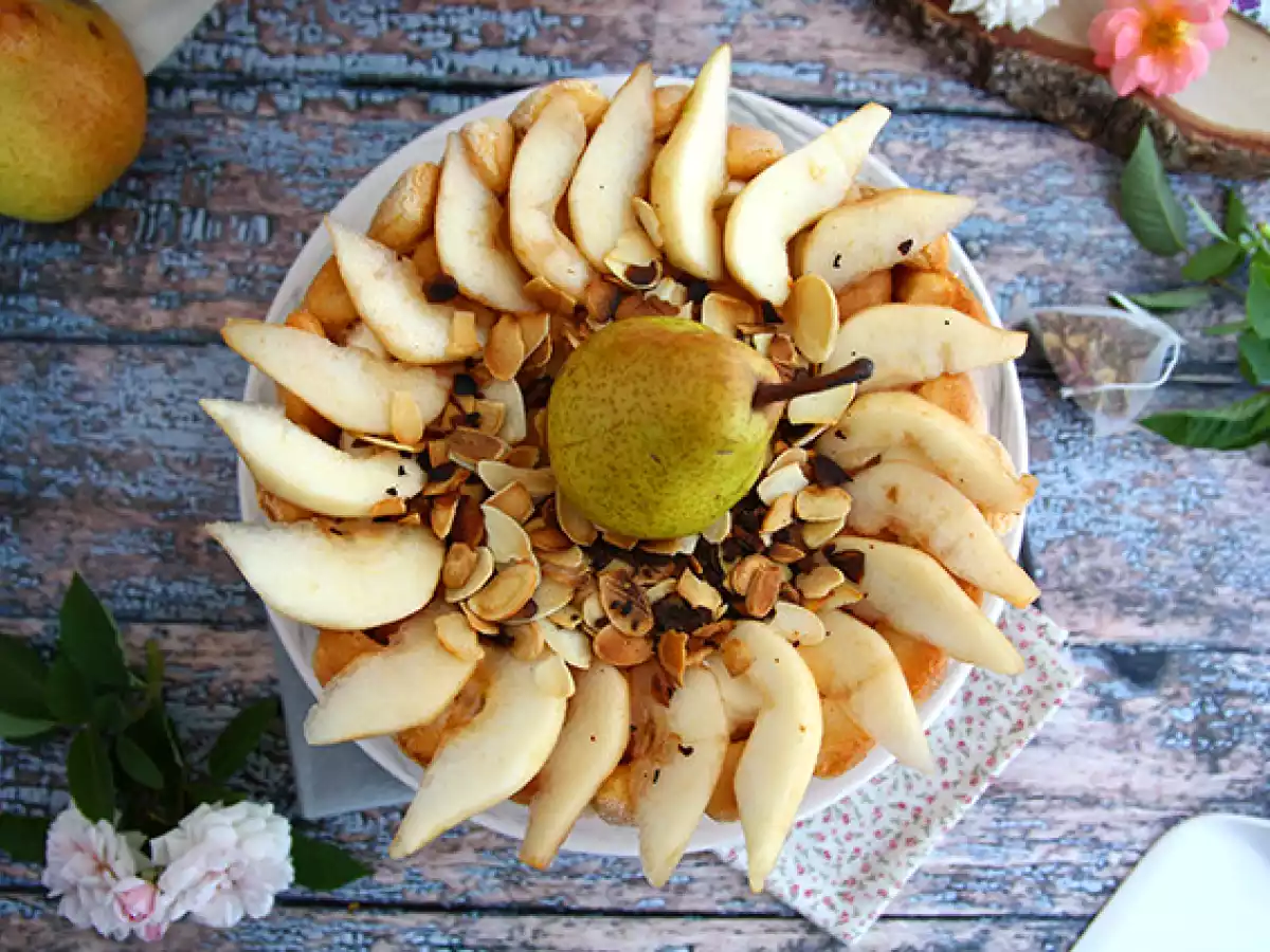 Pear charlotte with grilled almonds - photo 2