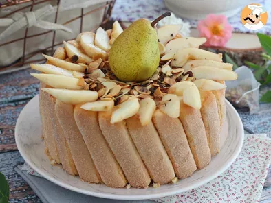 Pear charlotte with grilled almonds