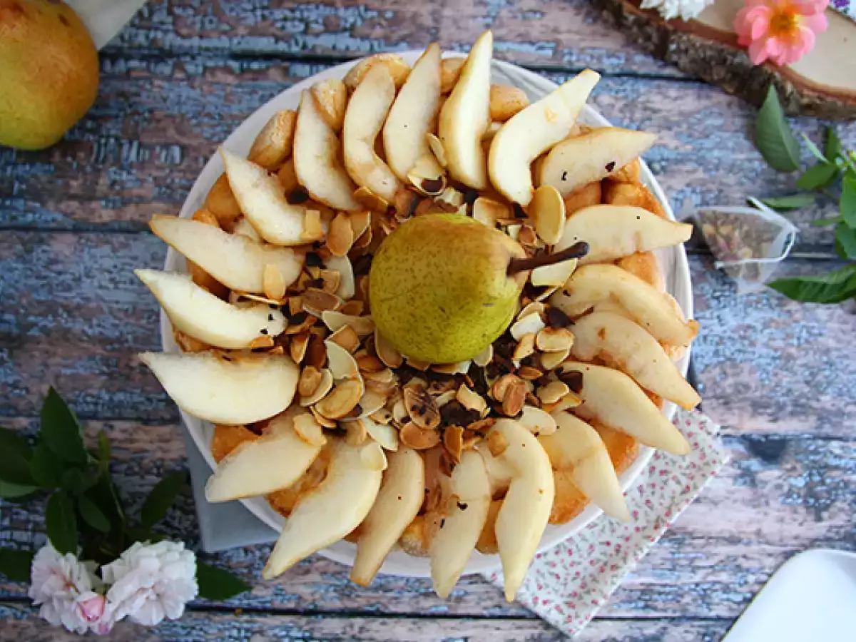 Pear charlotte with toasted almonds - photo 2
