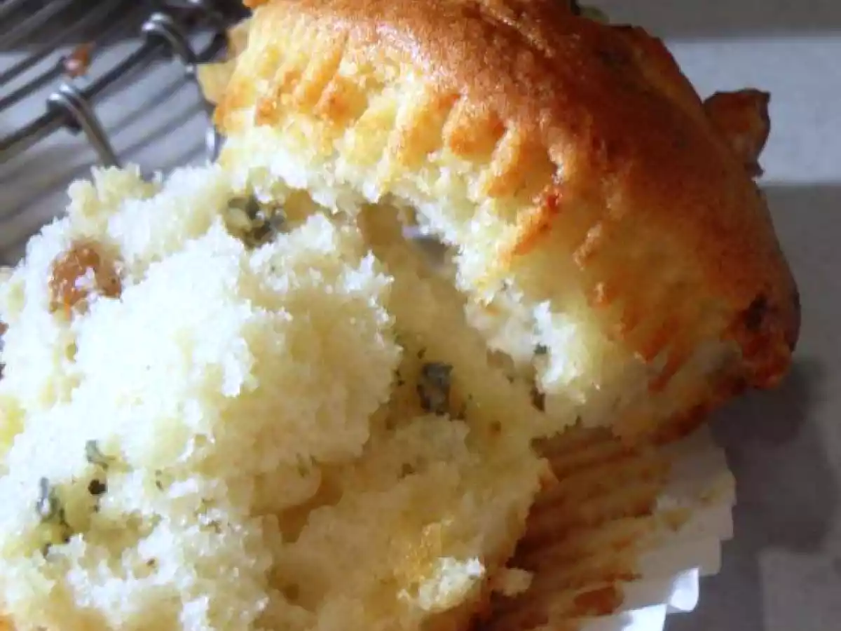 Pear, Date and Stilton Muffins - photo 3