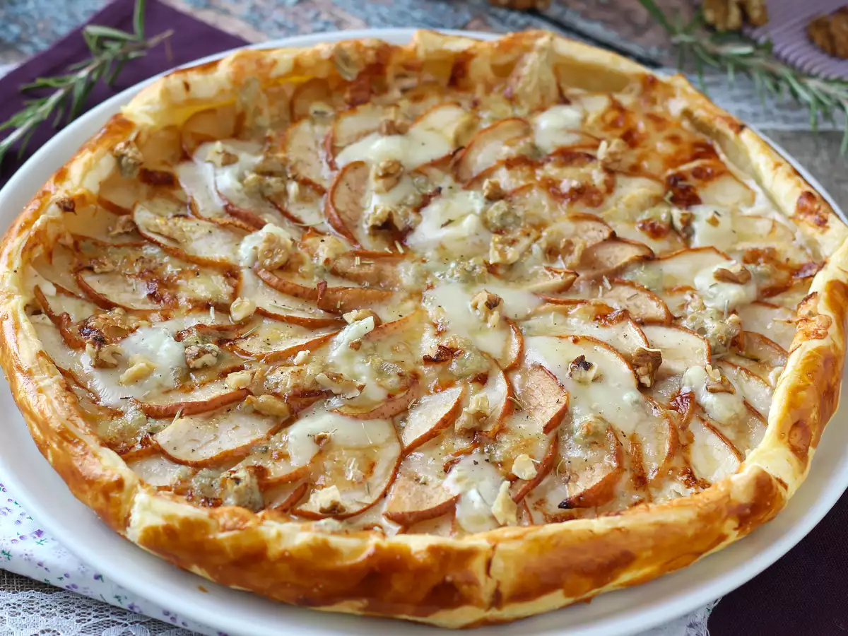 Pear, Gorgonzola, and Walnut Tart: An Irresistible Sweet-and-Savory Combination - photo 6