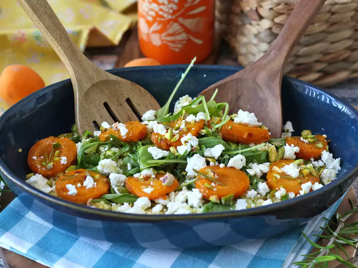 Pearl couscous salad with roasted apricots and feta - photo 2