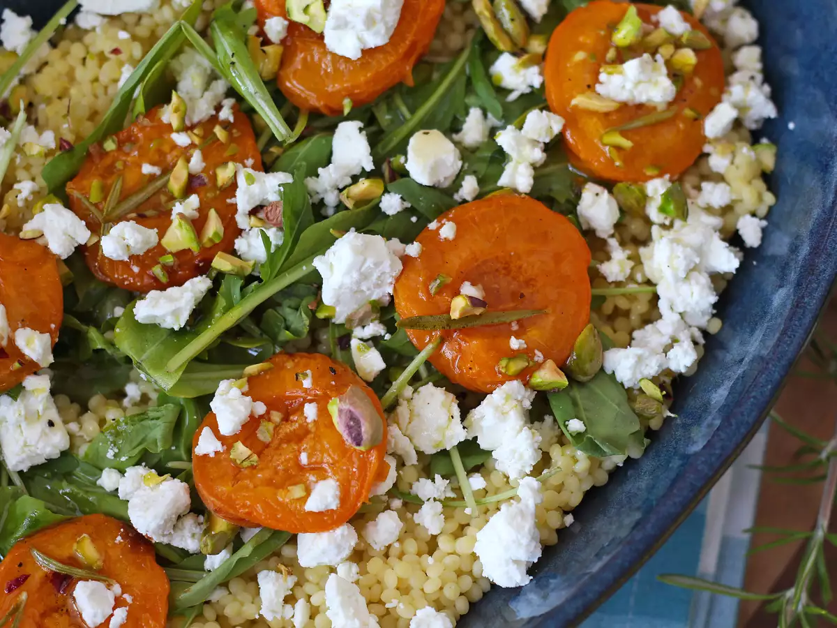 Pearl couscous salad with roasted apricots and feta - photo 4