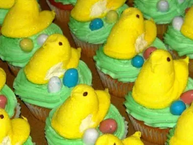 PEEPS Chicks Cupcakes