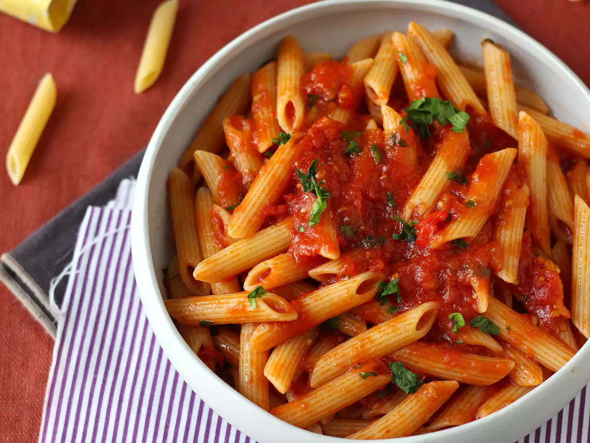Penne all'arrabbiata: a heartwarming Italian classic! - photo 3