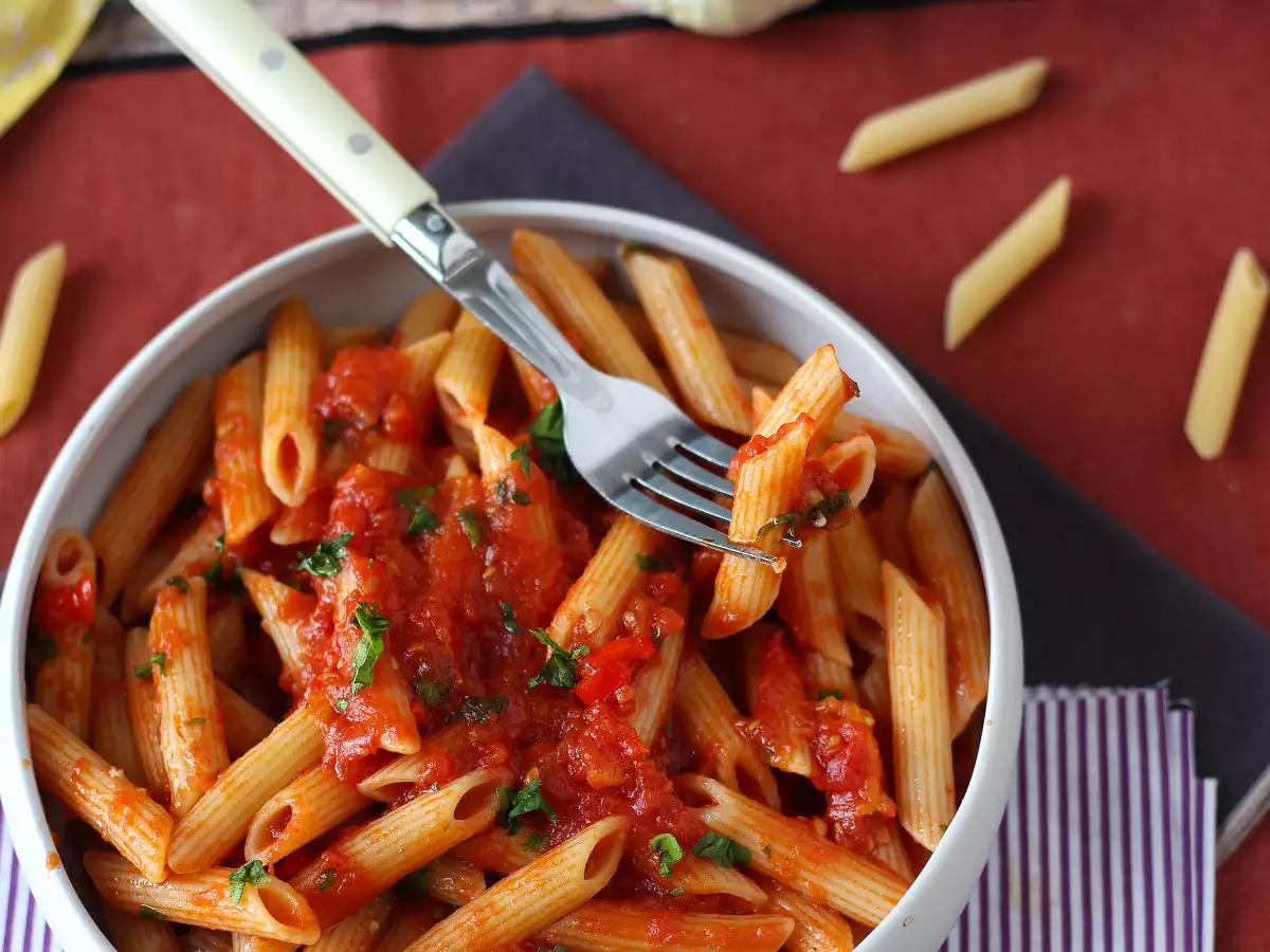 Penne all'arrabbiata: a heartwarming Italian classic! - photo 6