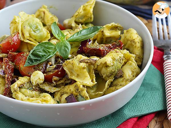 Pesto tortellini salad - photo 2