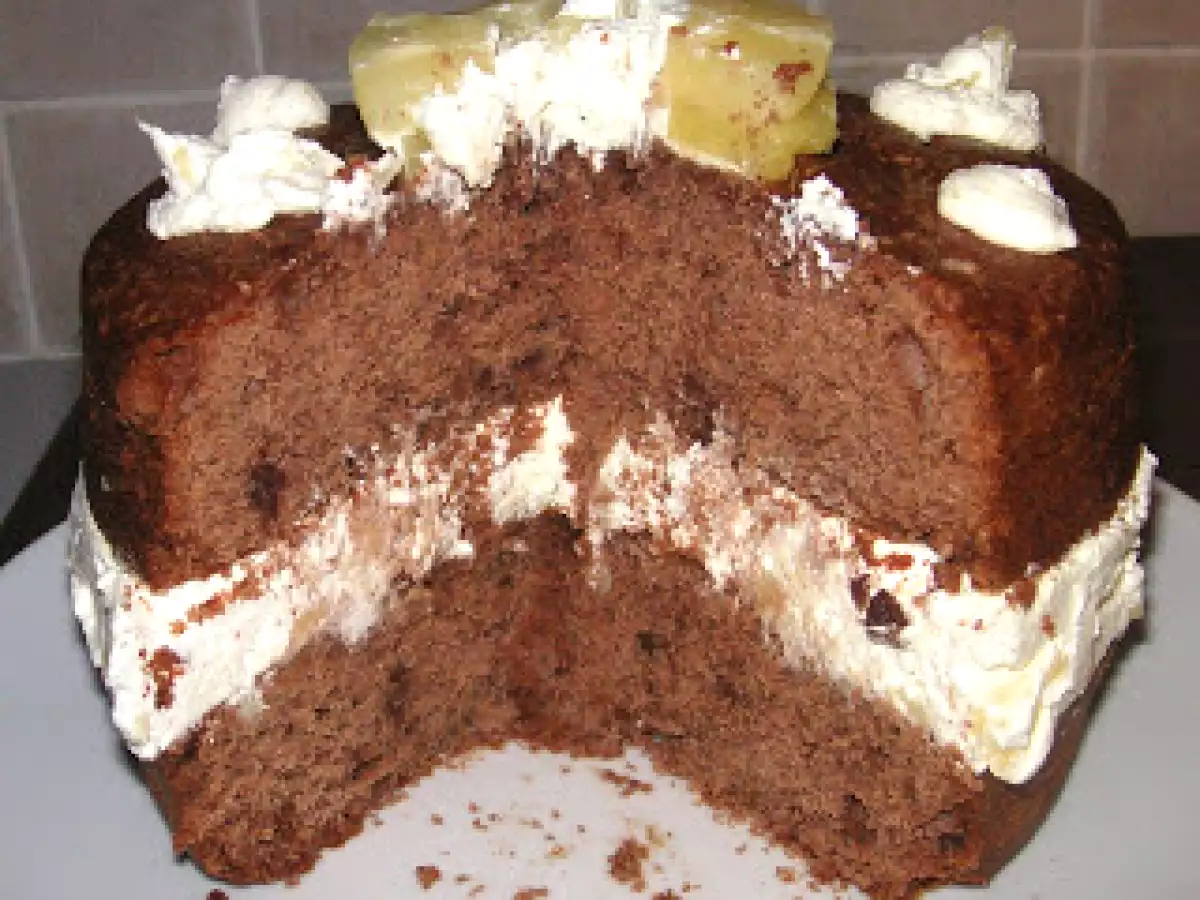 Pineapple, ginger and chocolate birthday cake - photo 3