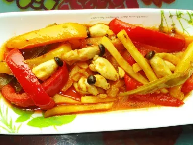 Piquant Oyster Mushroom Curry with Bamboo Shoots and Bell Pepper - photo 3