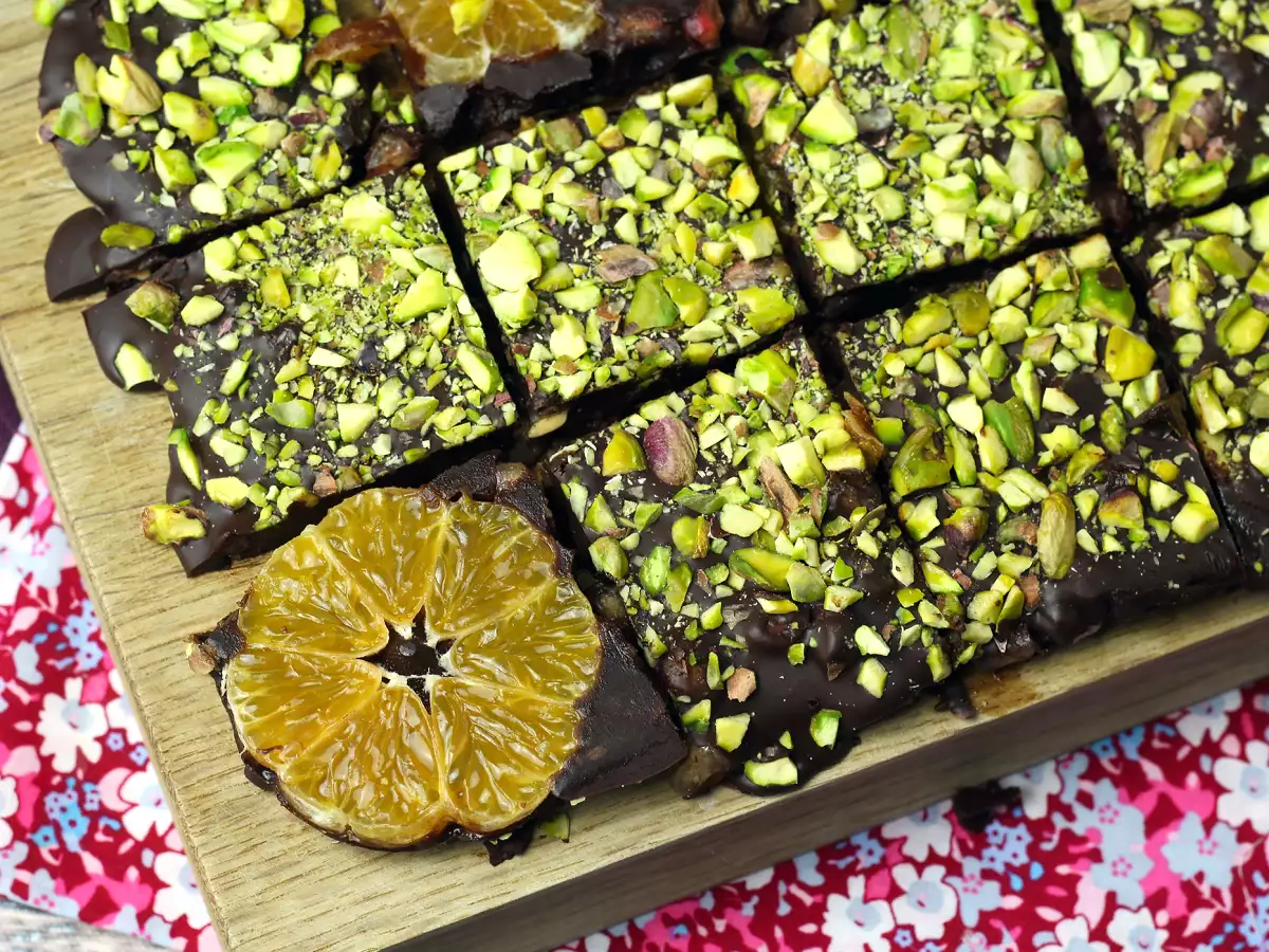 Pistachio and mandarin chocolate bar, the perfect sweetness for winter! - photo 4