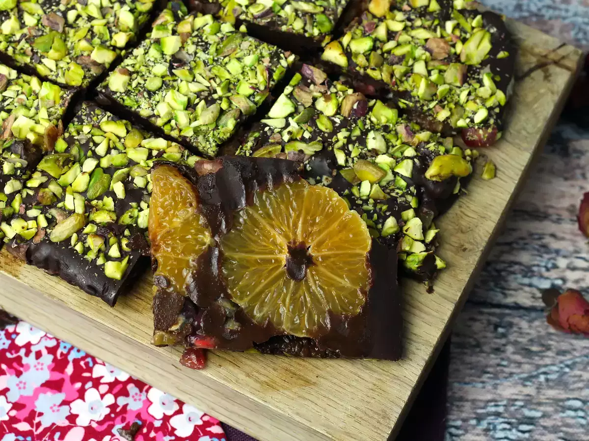 Pistachio and mandarin chocolate bar, the perfect sweetness for winter! - photo 5