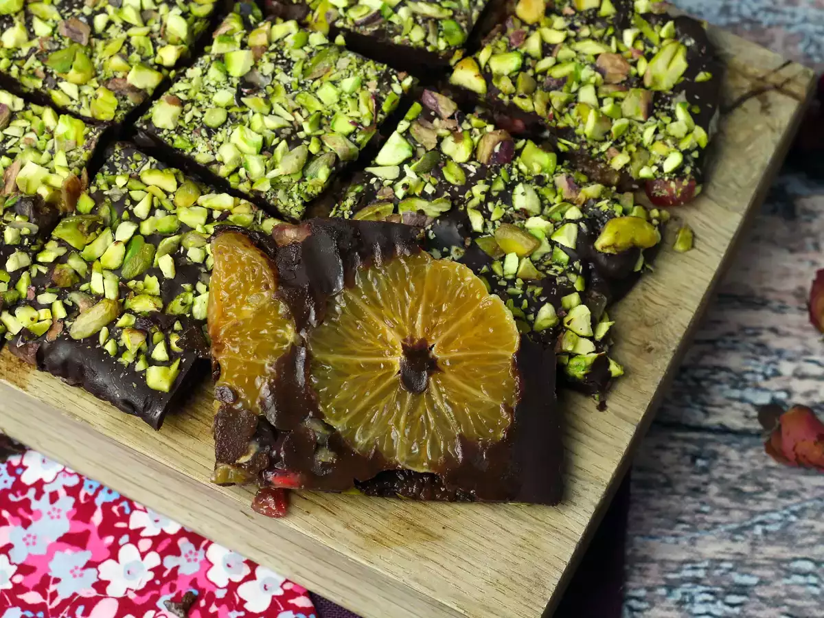 Pistachio and Mandarin Chocolate Bark, the Perfect Winter Treat! - photo 5