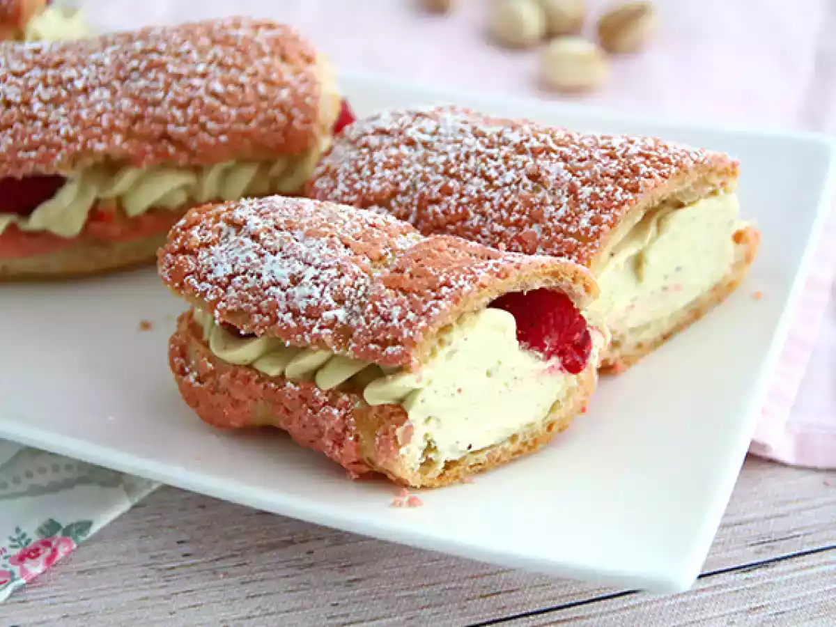 Pistachio and raspberry eclairs - photo 4