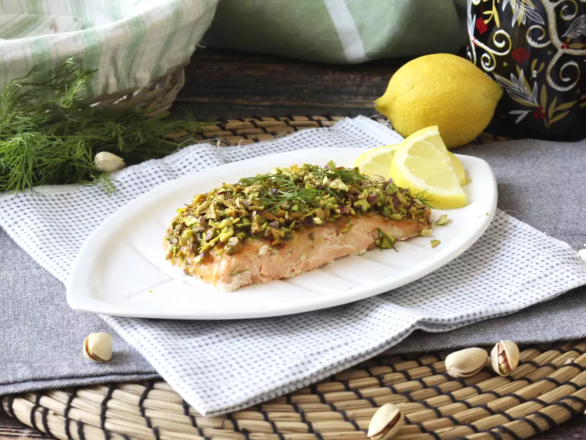 Pistachio-crusted salmon - photo 4