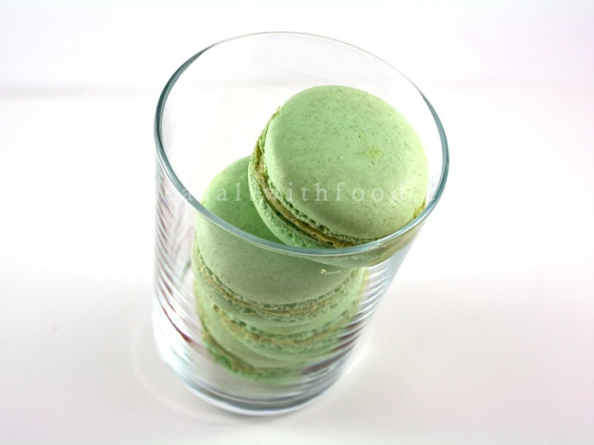 Pistachio Macarons - photo 2