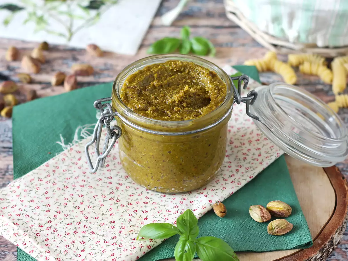 Pistachio pesto, the easy and delicious sauce - photo 4