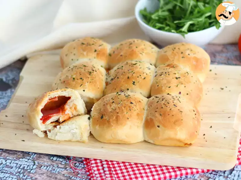 Pizza buns stuffed with ham and cheese