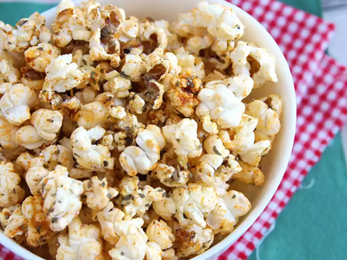 Pizza-flavored popcorn - photo 3