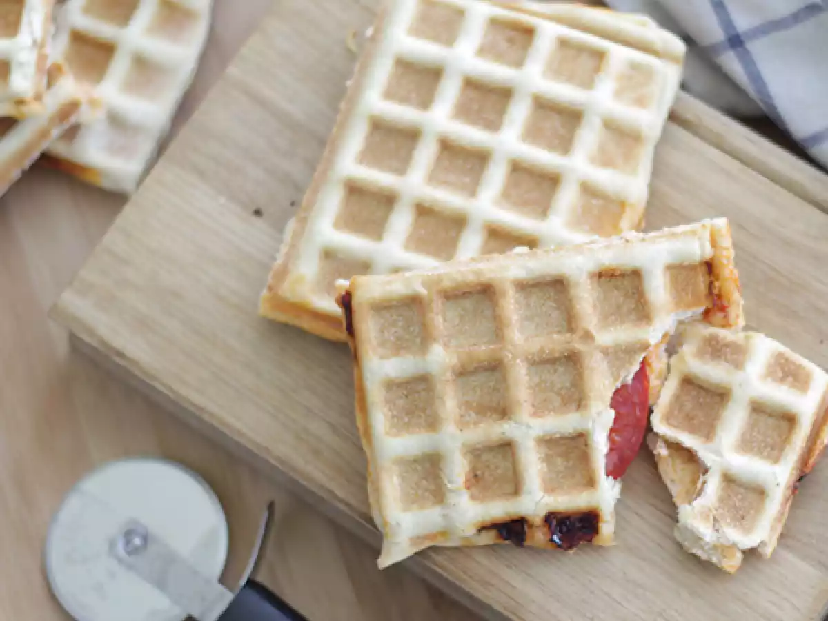 Pizza waffles - video recipe ! - photo 2