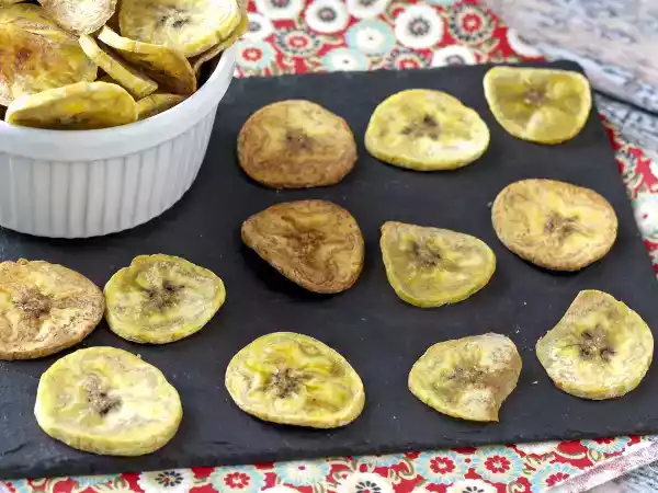 Recipe Plantain chips baked in the oven