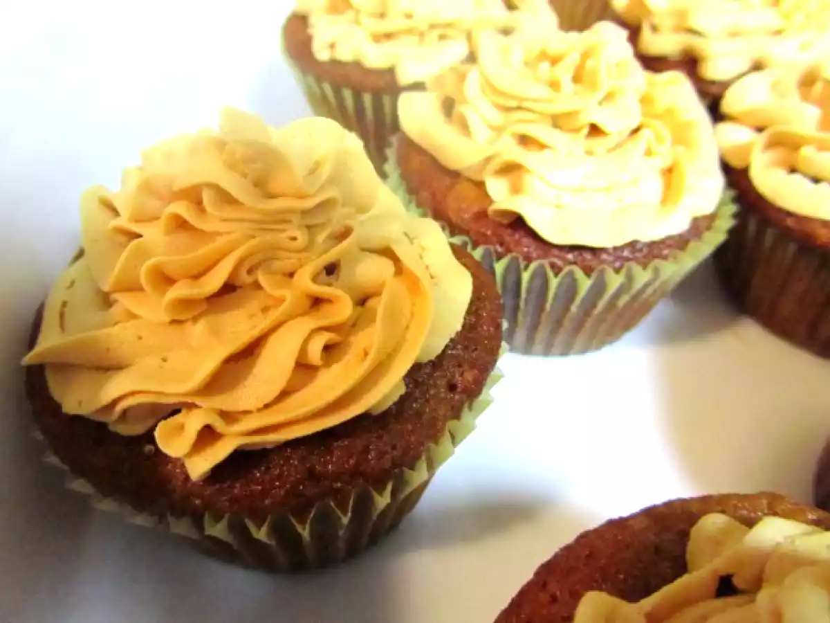 Plantain Dulce de Leche Cupcakes