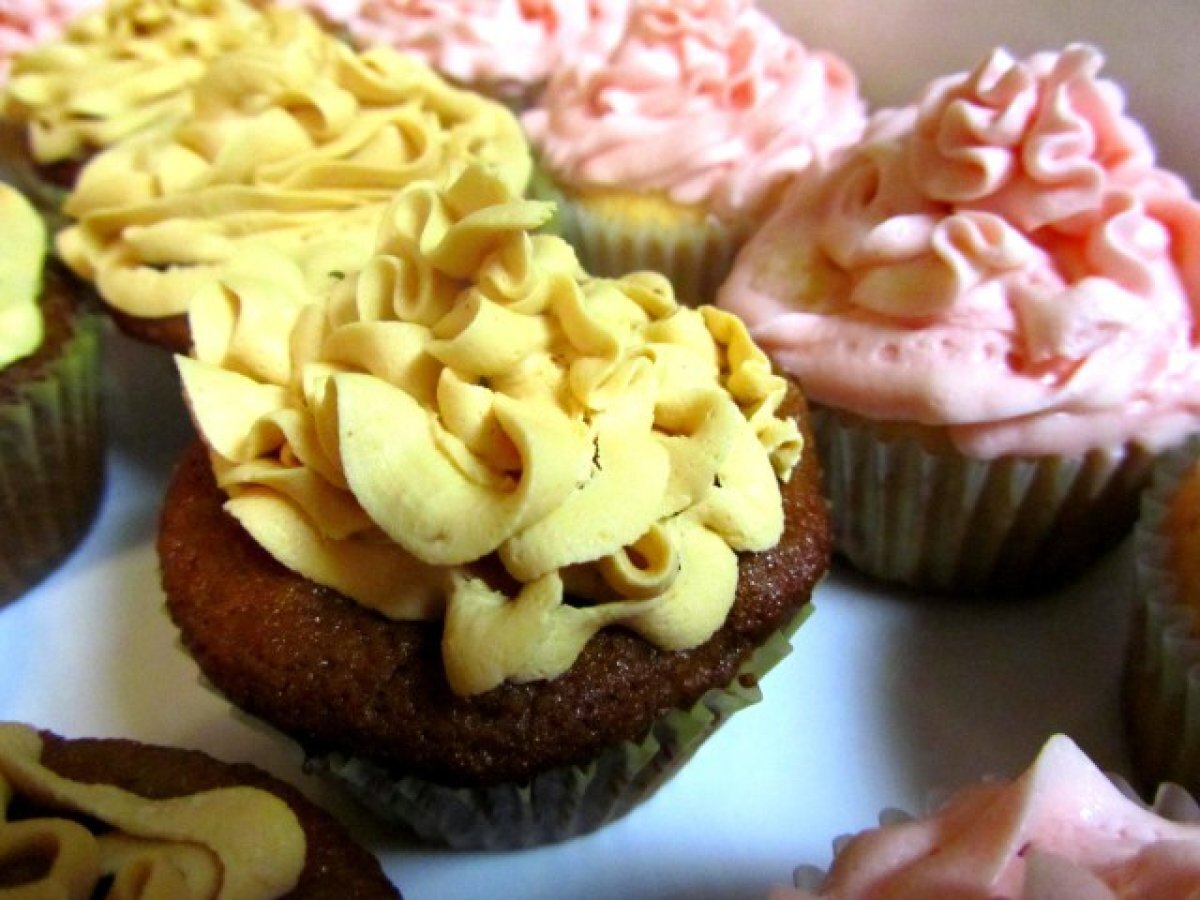 Plantain Dulce de Leche Cupcakes - photo 2