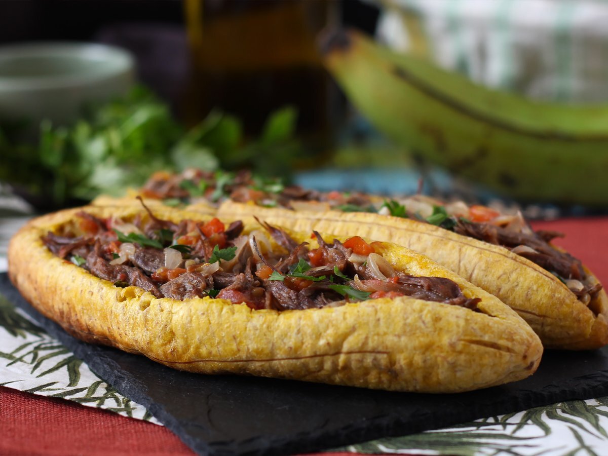 Plantains stuffed with shredded meat and grated cheese - photo 5