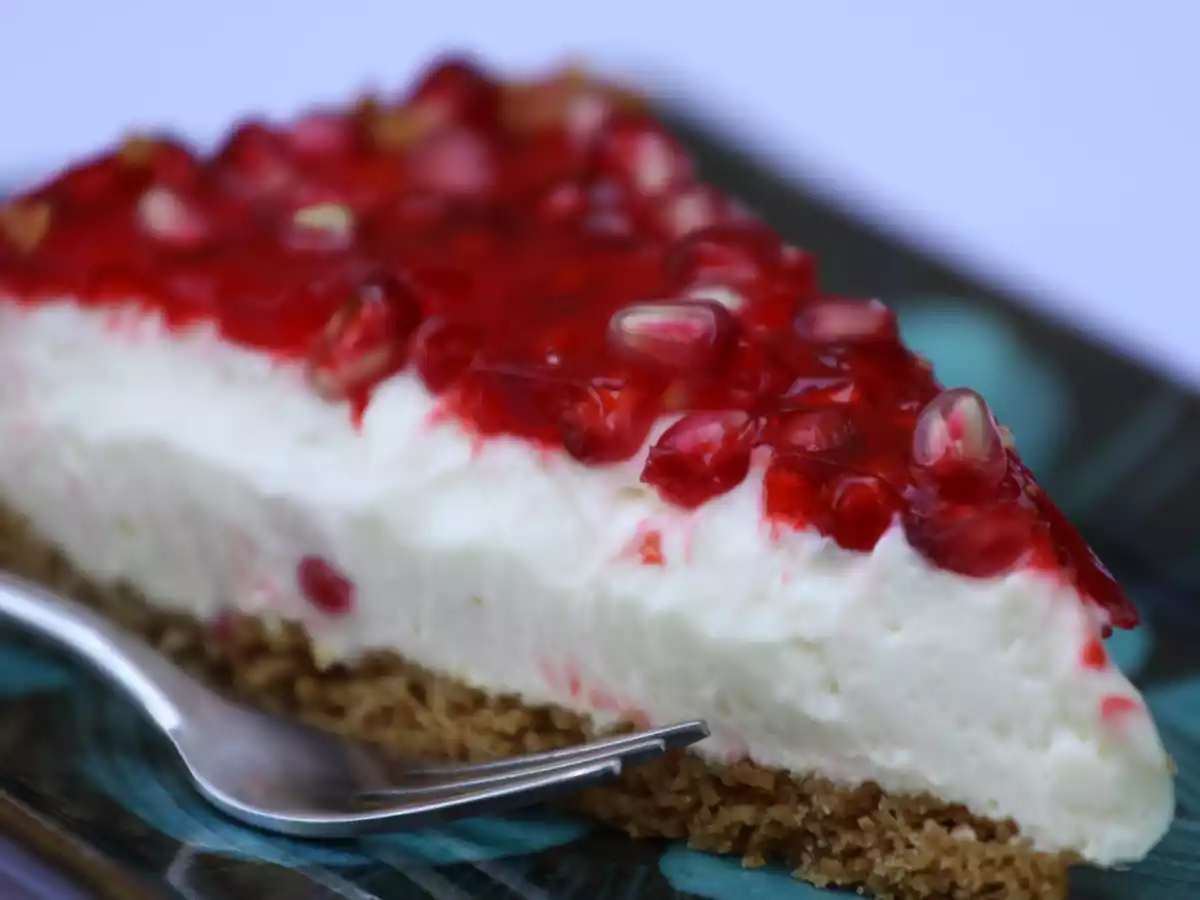 Pomegranate Cheesecake Dessert--A Delicious Mood Enhancer