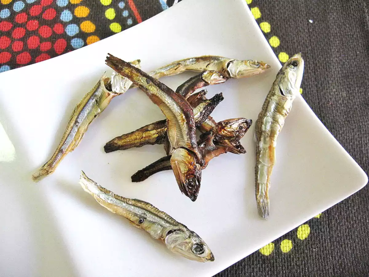 Pomegranate-Infused Toasted Anchovies - photo 2