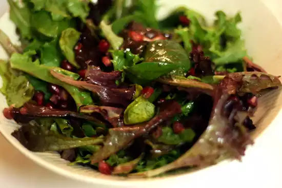 Pomegranate salad with soy vinegar dressing