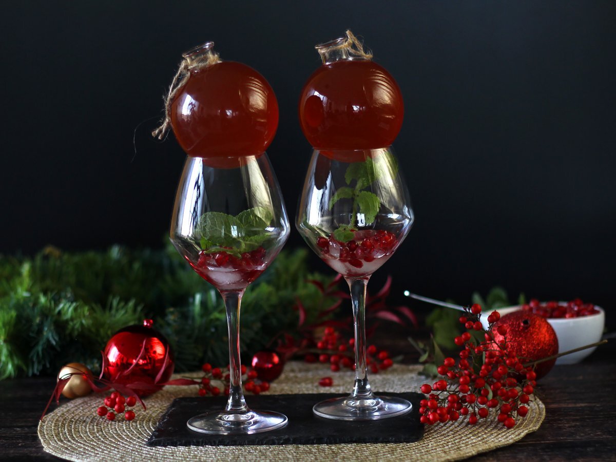 Pomegranate Spritz, the cocktail in a Christmas bauble!