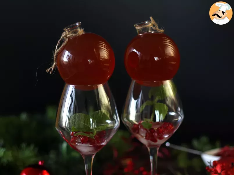 Pomegranate Spritz, the cocktail in a Christmas bauble!, photo 4