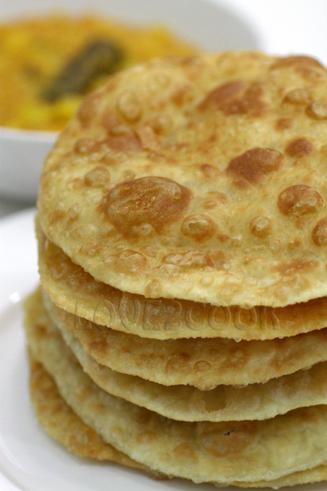 Poori / puri (indian fried flatbread), Recipe Petitchef