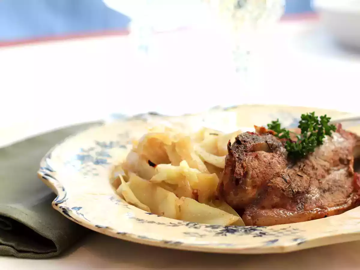 Pork Chops with Fennel and Cabbage