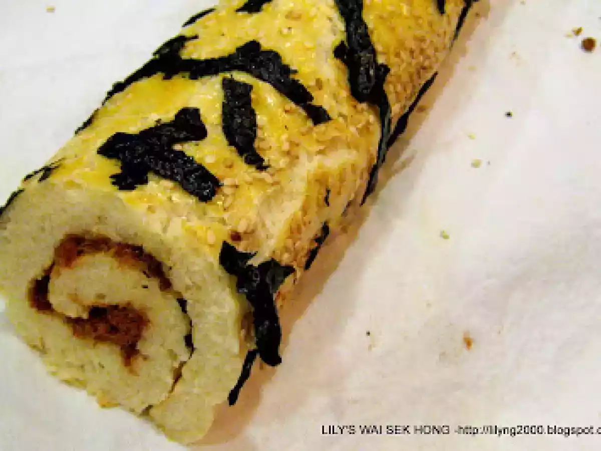 Pork Floss Bread Roll