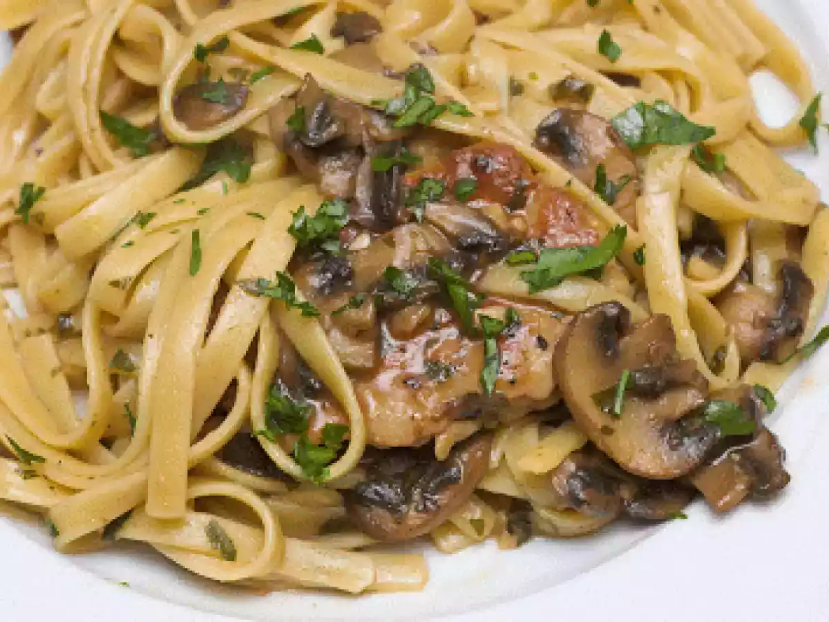 Pork Tenderloin Medallions with Marsala Sauce and Pasta - photo 2