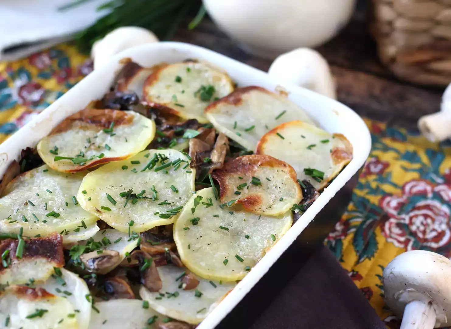 Potato and mushroom gratin